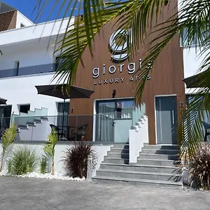 Giorgis Luxury Apartment